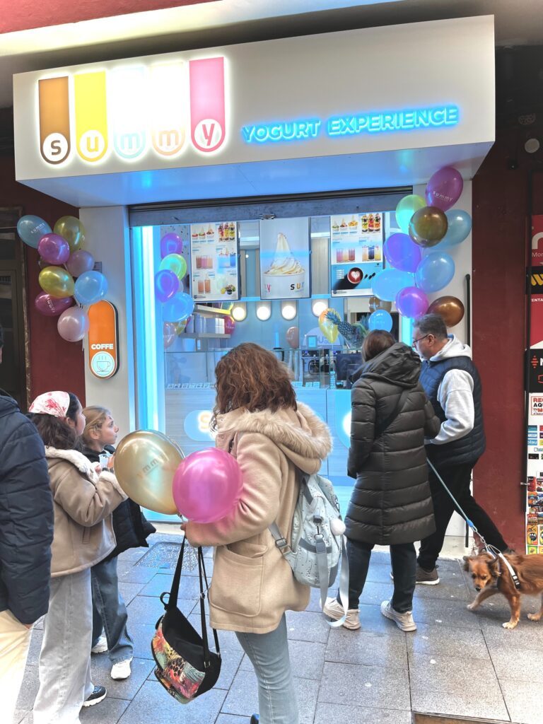 Nueva apertura de Summy Yogurt Experience en Palma de Mallorca, Blanquerna