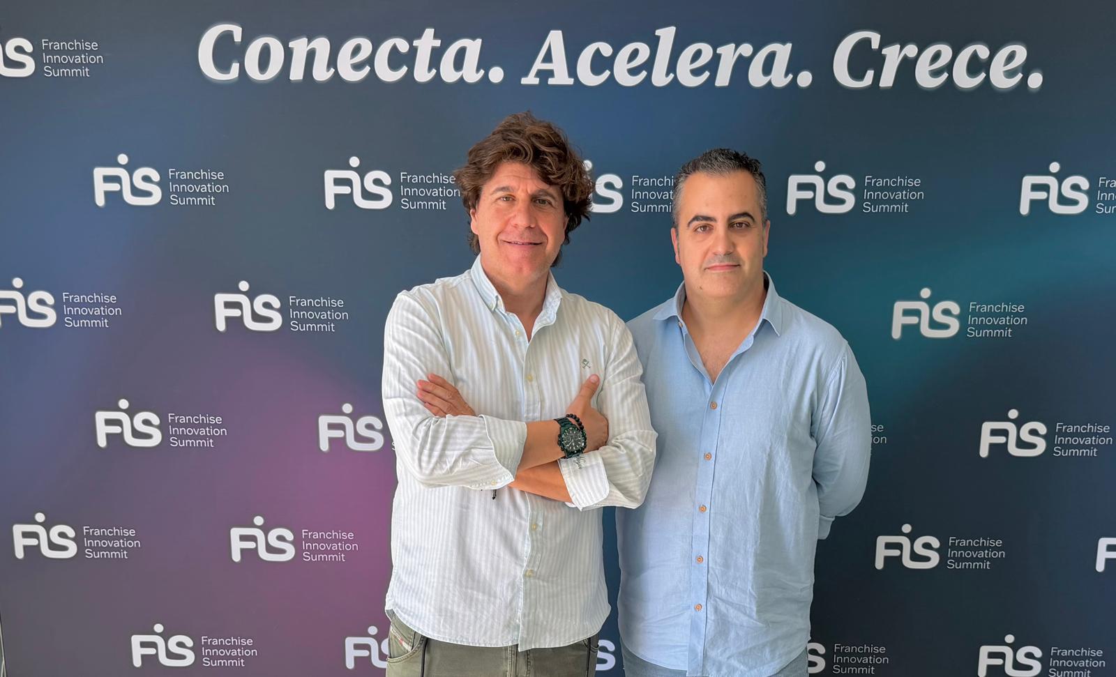 Entrevista con la revista Emprendedores